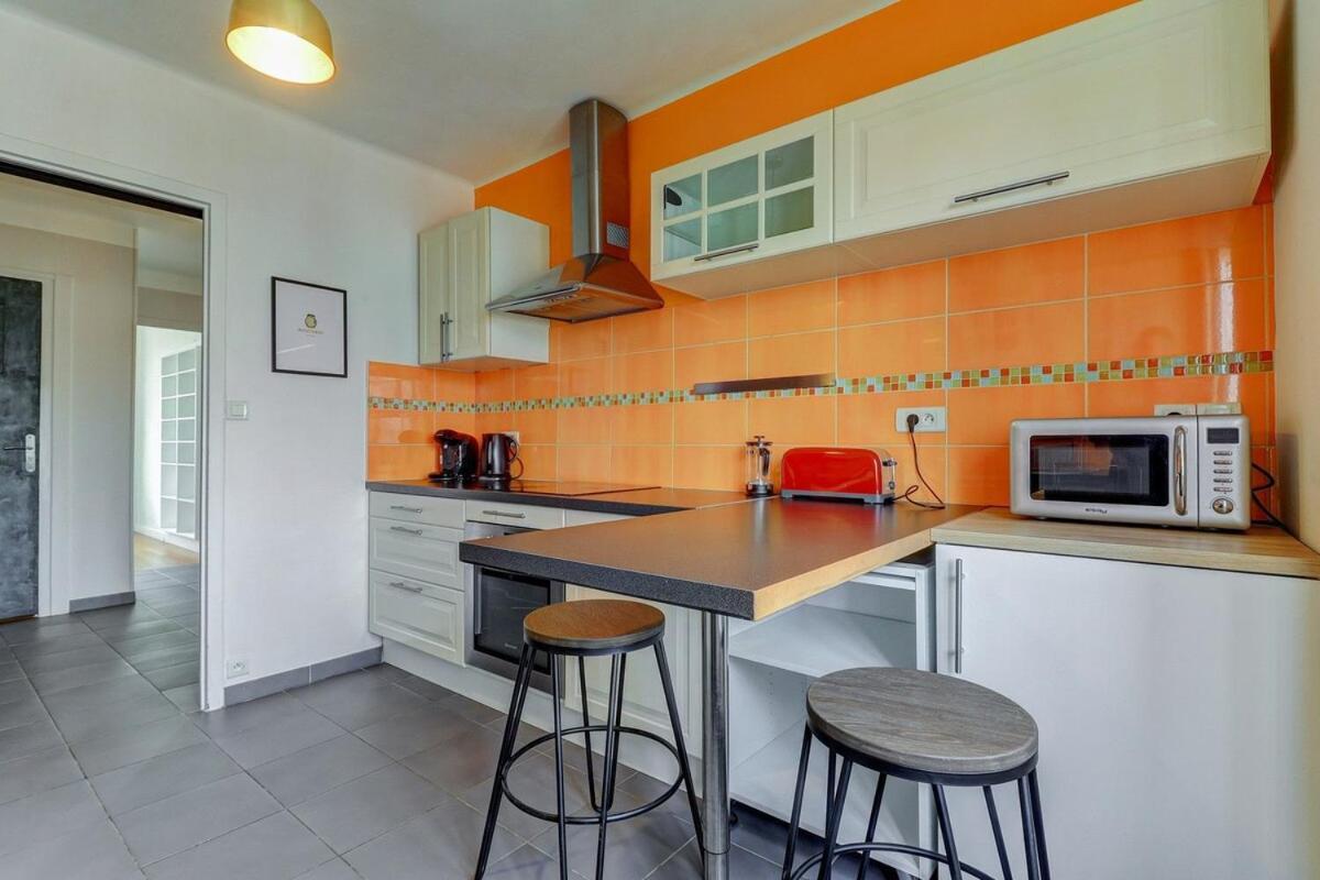 Le Contemporain ~ Balcon ~ Parking Apartment Dijon Exterior photo